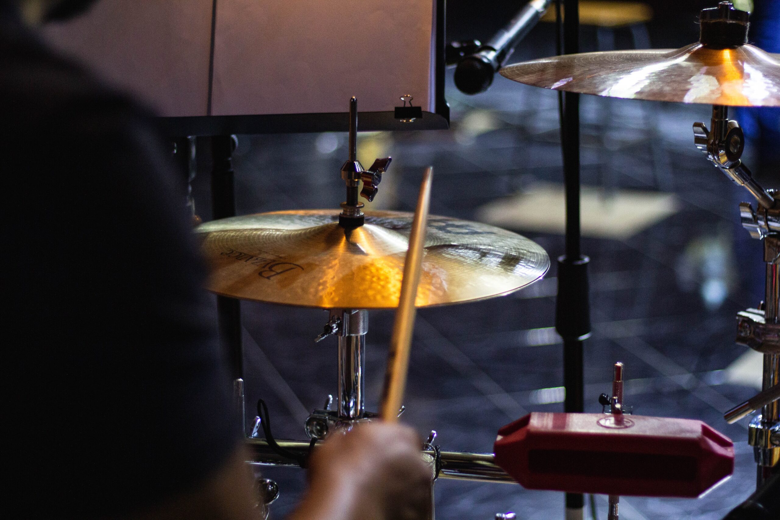 hi hat and cymbals mono or stereo